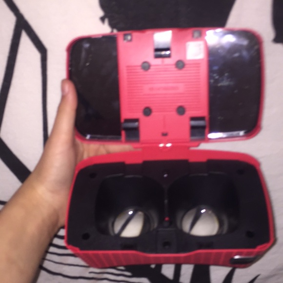 HOMIDO VR - Picture 3 of 5